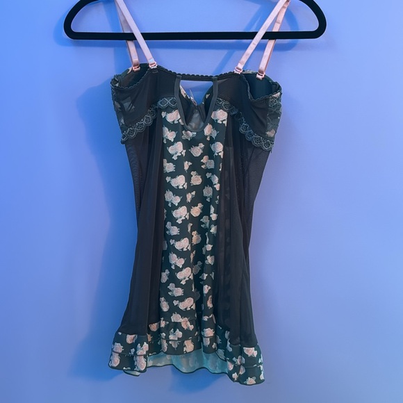 Jessica Simpson Intimate Sleepwear - Picture 2 of 3